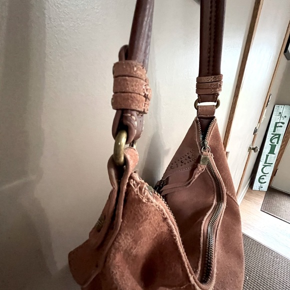 The Sak Soft Brown Suede Shoulder Bag - Picture 7 of 10